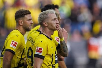 El Borussia Dortmund venció con suspense y por la mínima al Wolfsburgo (1-0) en el duelo de la 5ª jornada en la Bundesliga. Marco Reus rescató la 3ª victoria del conjunto de Edin Terzic, que sigue sin conocer la derrota.