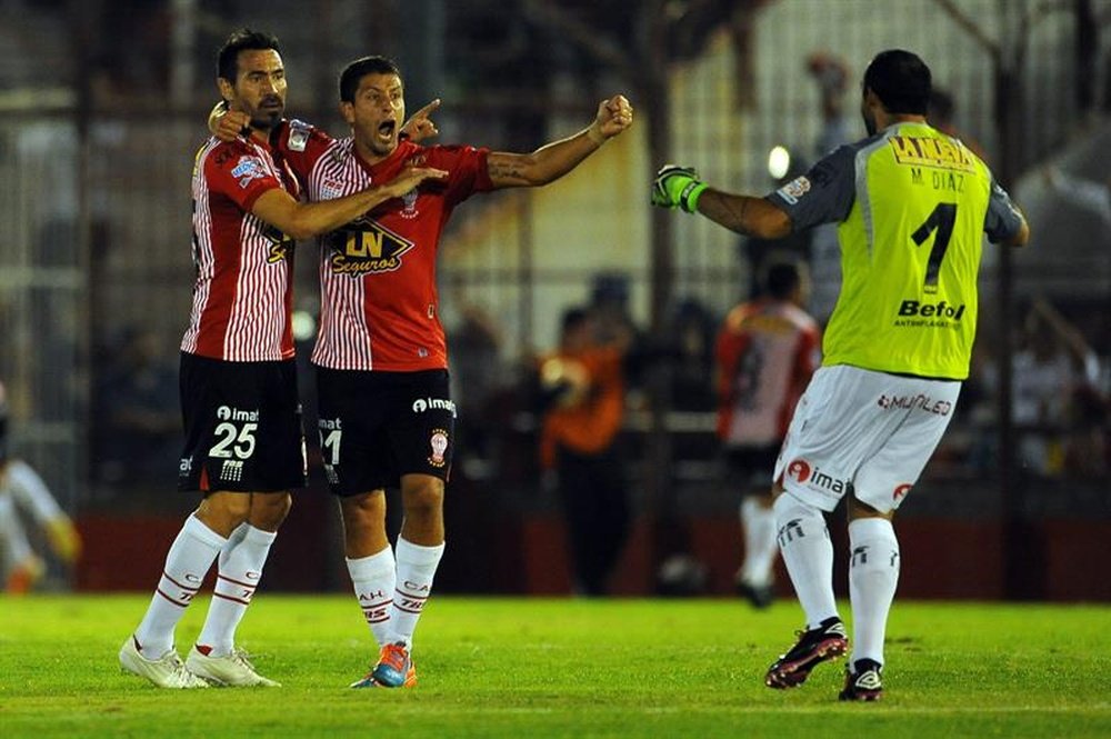 Huracán salvó un empate ante Tigre gracias al gol de Nervo. EFE