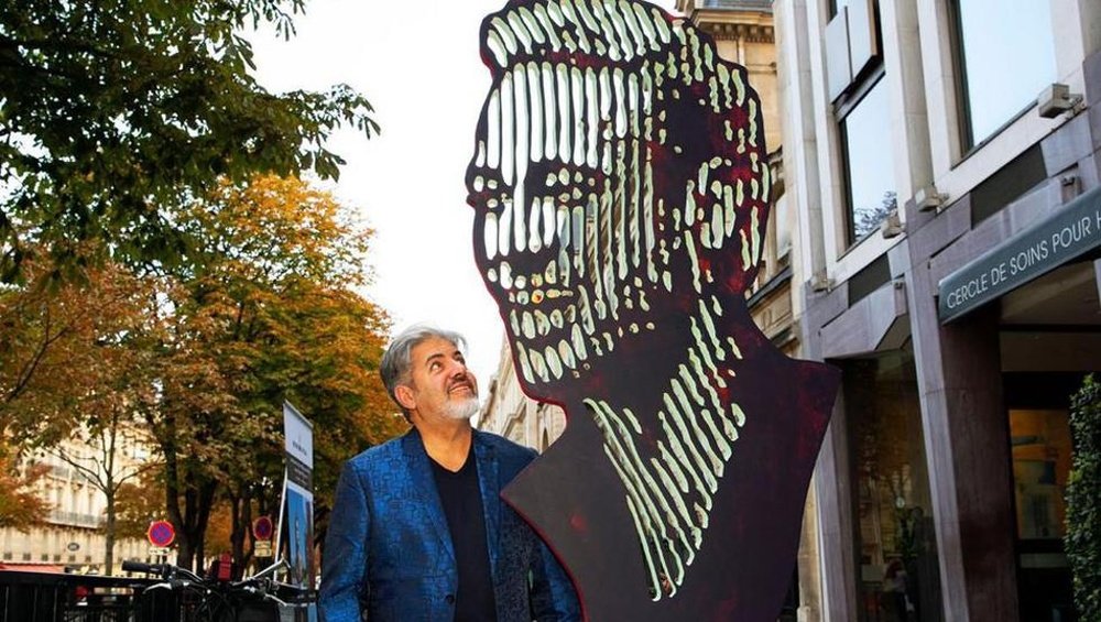 Neymar tiene una escultura en París. LeParisien