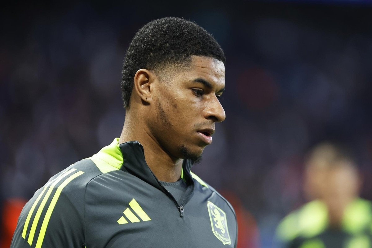 Villa face competition as Man Utd put £40m price on Rashford's head