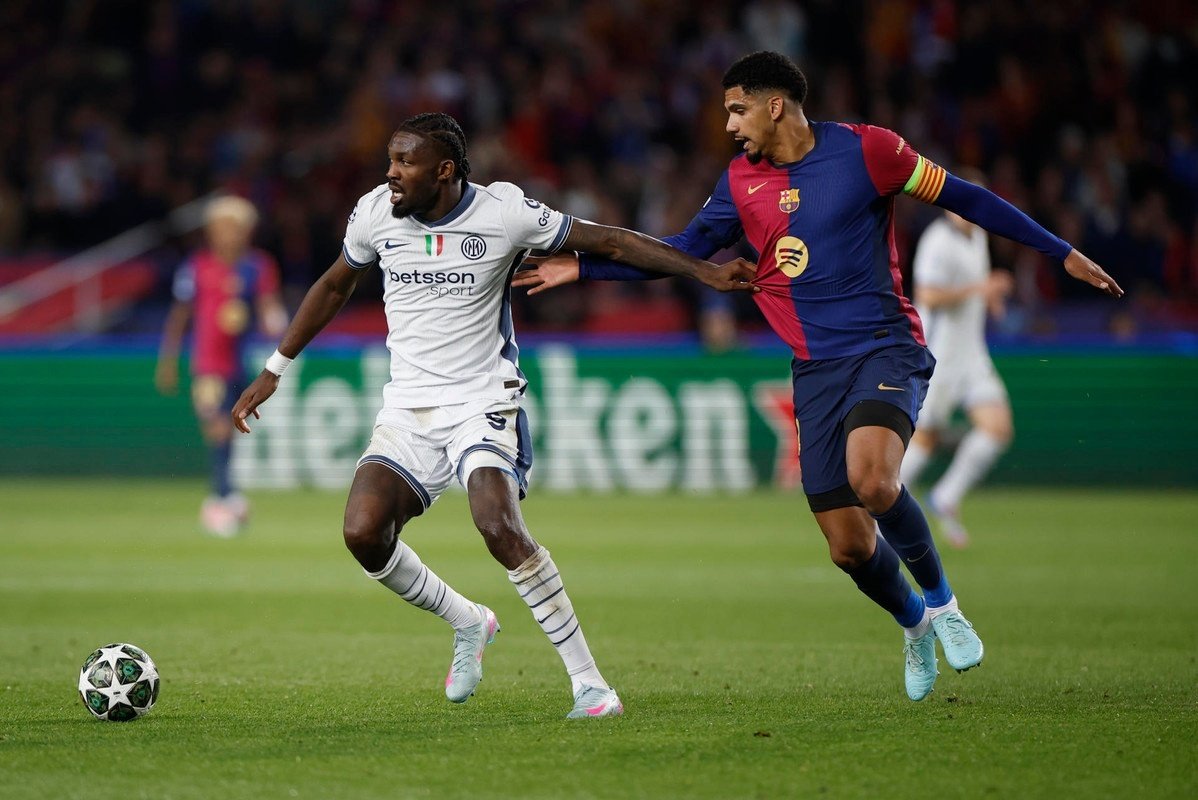 Araujo returns as Barca name final squad for season finale at San Mames