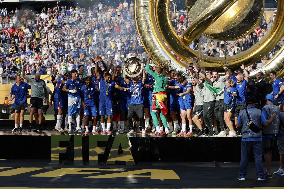 How much money has each team earned in the Club World Cup?