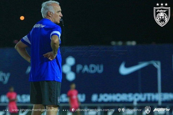 Mario Gómez deja de ser entrenador de Johor