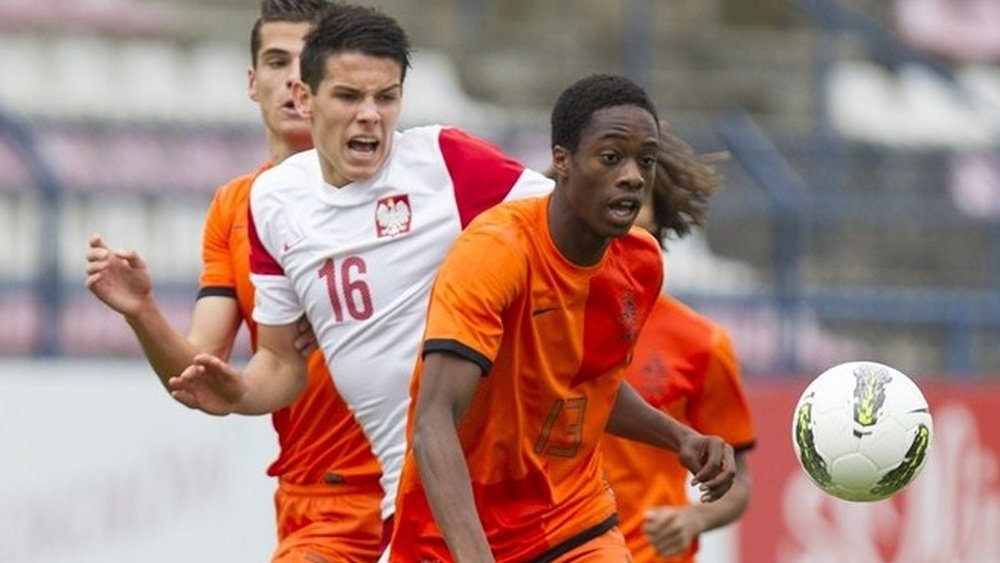 El joven futbolista polaco Mariusz Stepinski jugará en el Nantes. UEFA