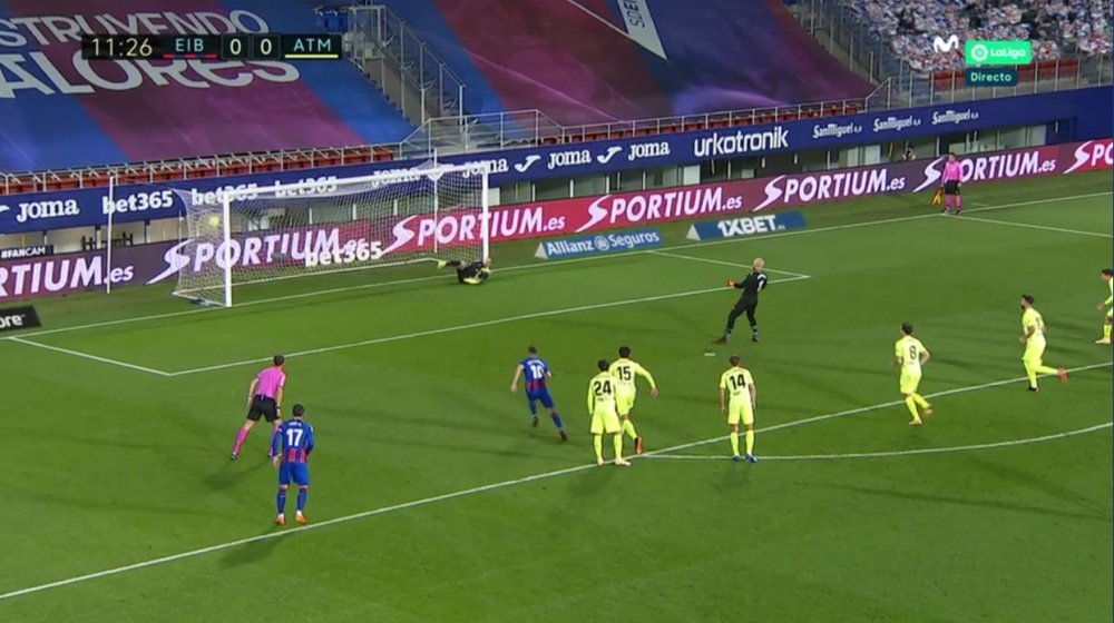 Eibar keeper Dmitrovic put the Basques in front v Atletico. Screenshot/MovistarLaLiga