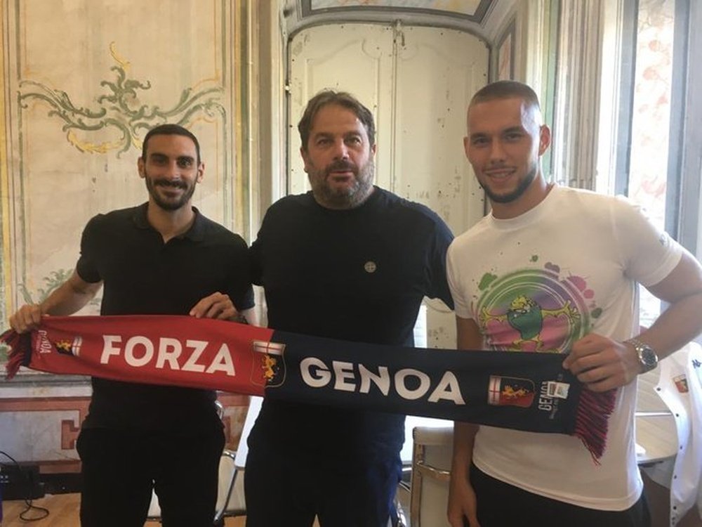 Marko Pjaca y Davide Zappacosta, nuevos jugadores del Genoa. Twitter/GenoaCFC