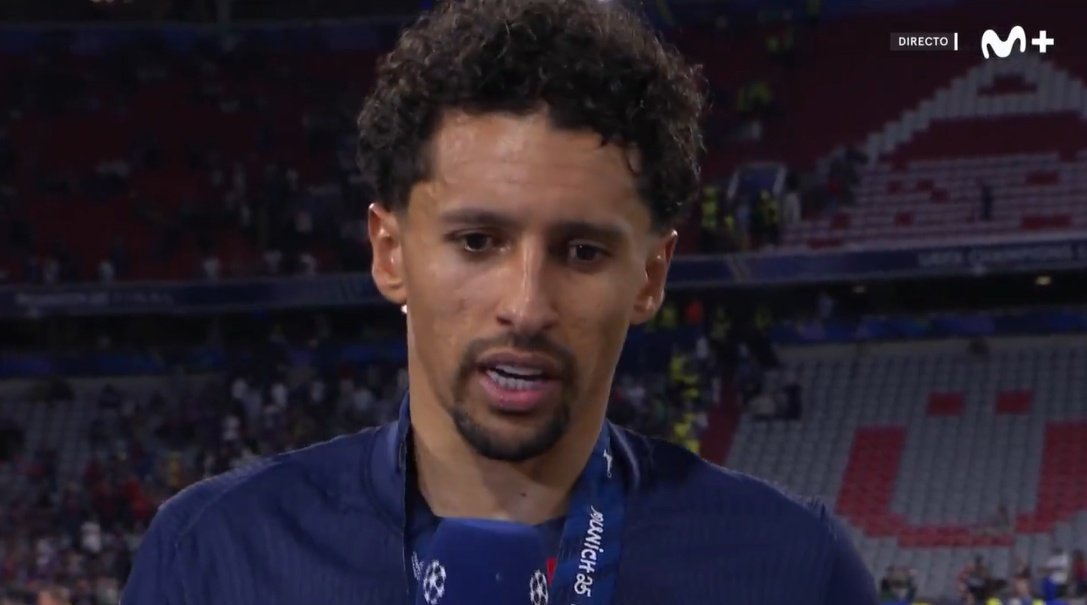 Marquinhos se acordó de Mbappé. Captura/Movistar+