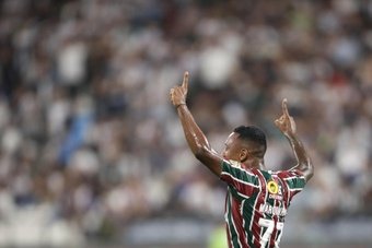 O Fluminense conseguiu um empate de 1 a 1, nesta quarta-feiram em sua visita ao corajoso Alianza Lima, que se adiantou no placar, mas não conseguiu defender o resultado, que poderia ser histórico contra o campeão da Copa Libertadores de 2023.