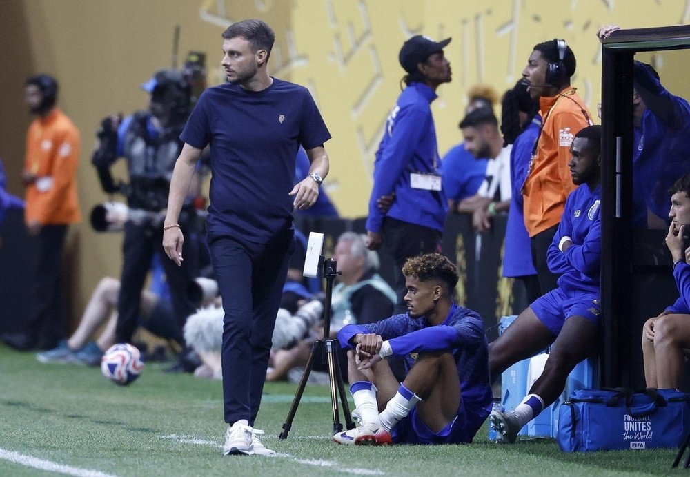 Le coach de Porto admiratif devant le Messi de 37 ans. EFE