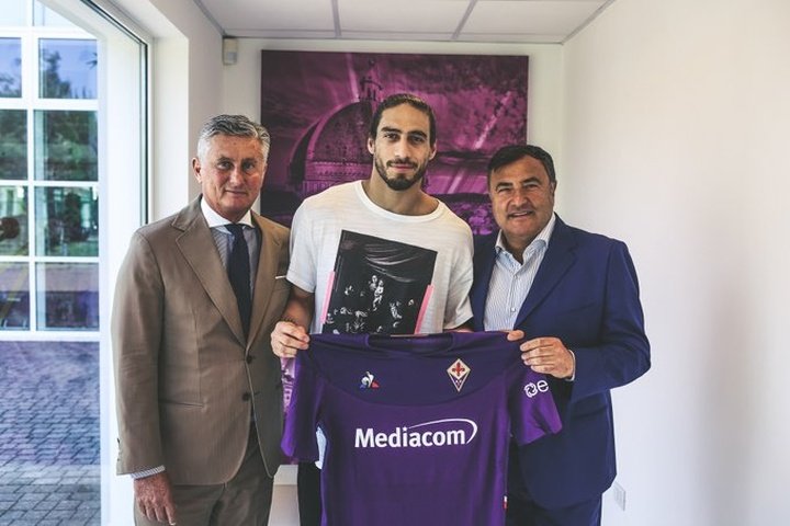 OFICIAL: Cáceres assina com a Fiorentina