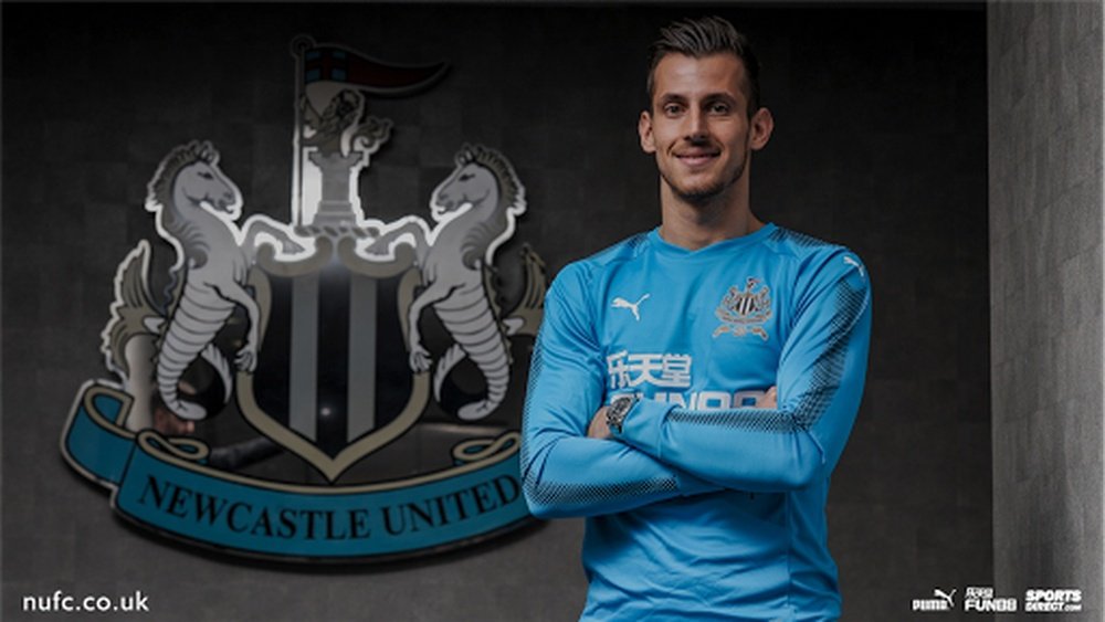 Dubravka devient un 'Magpie'. Newcastle