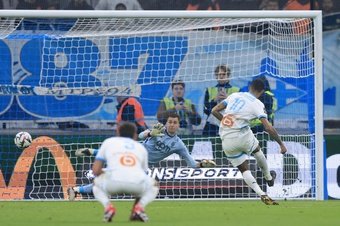 La Ligue 1 tendrá una bonita batalla final por los puestos que dan acceso a la Champions. EFE
