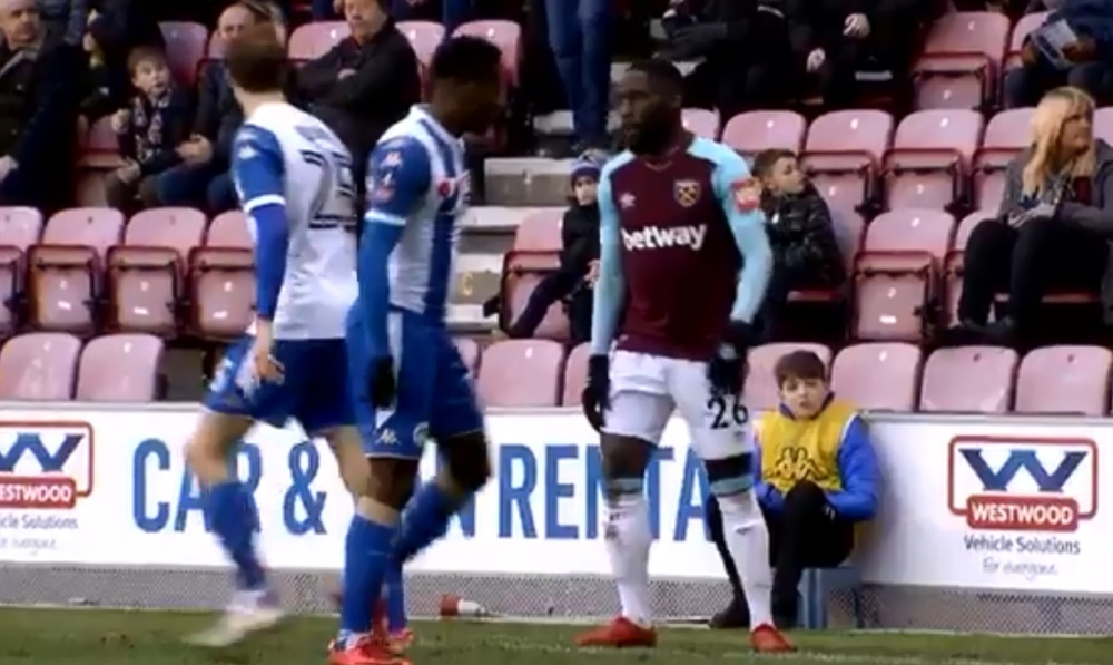 El jugador acabó pidiendo perdón tras su acto. Captura