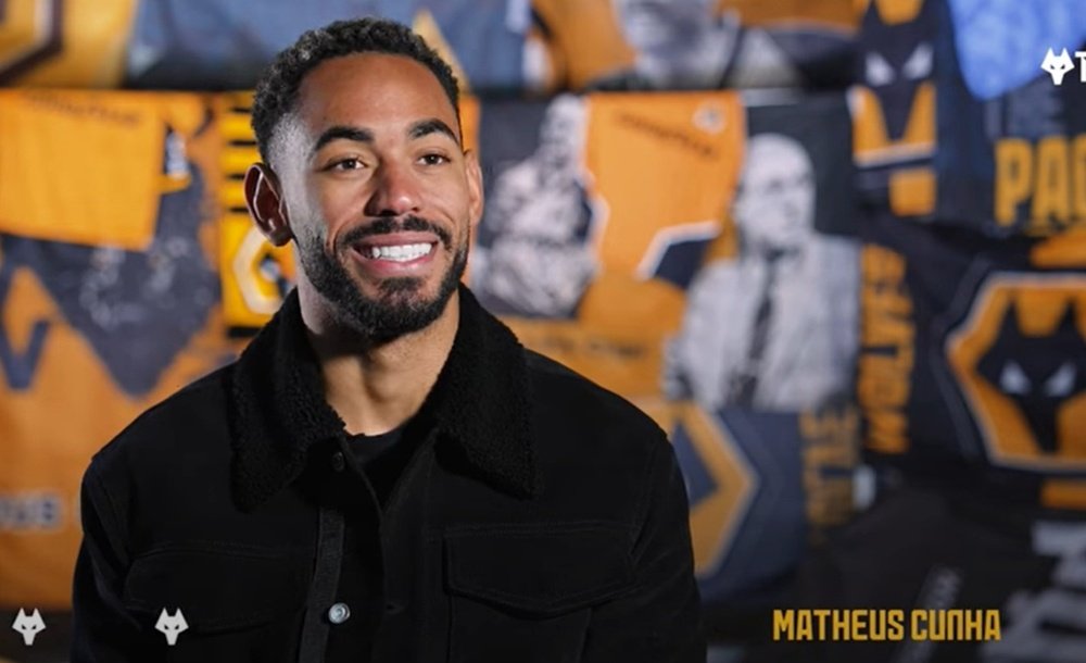 Matheus Cunha diz que tentará justificar com o Brasil os elogios do treinador. Captura/Wolves