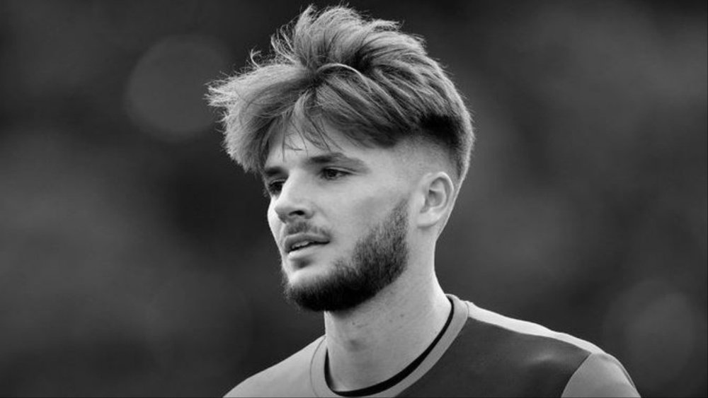 El Millwall ha despedido a su portero titular, Matija Sarkic. Millwall