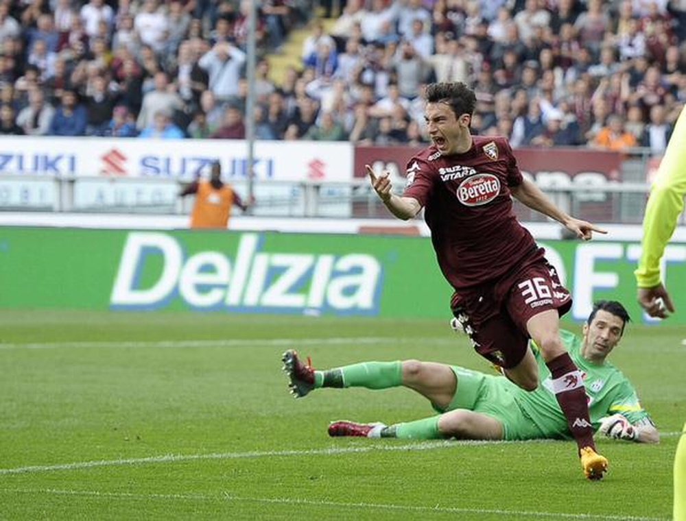 Matteo Darmian celebra un gol en el derbi entre la Juventus y el Torino. Twitter.