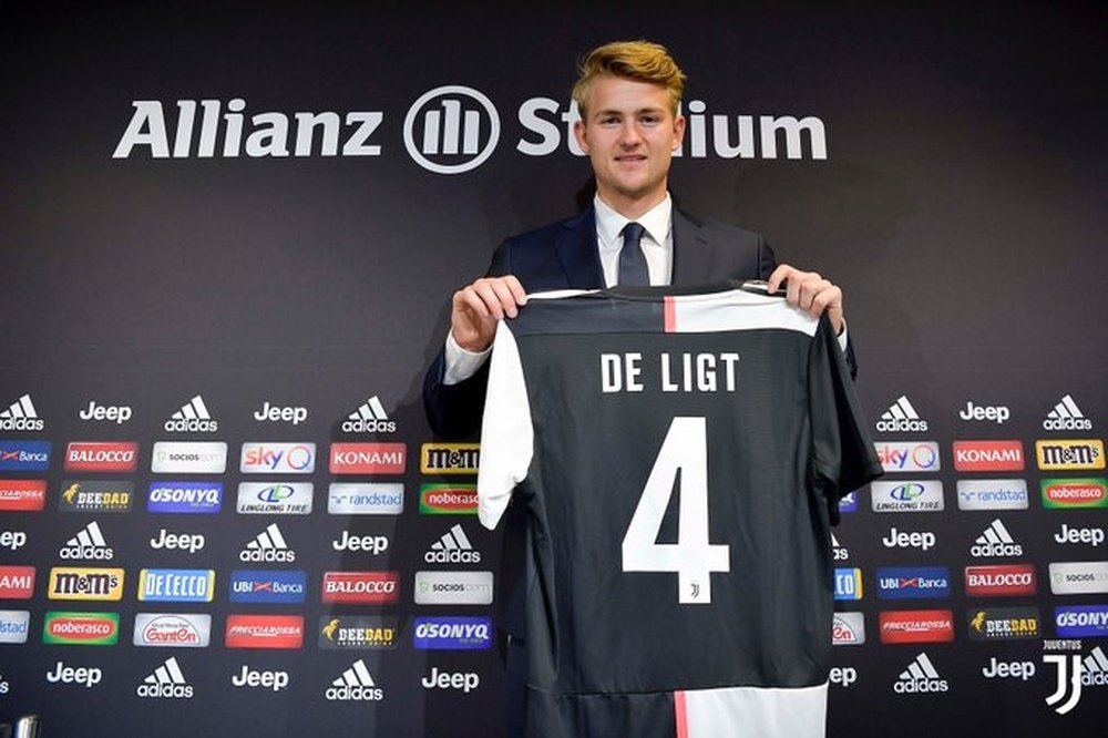 De Ligt, présenté en tant que nouveau jouer de la Juventus. Capture/JuventusFC