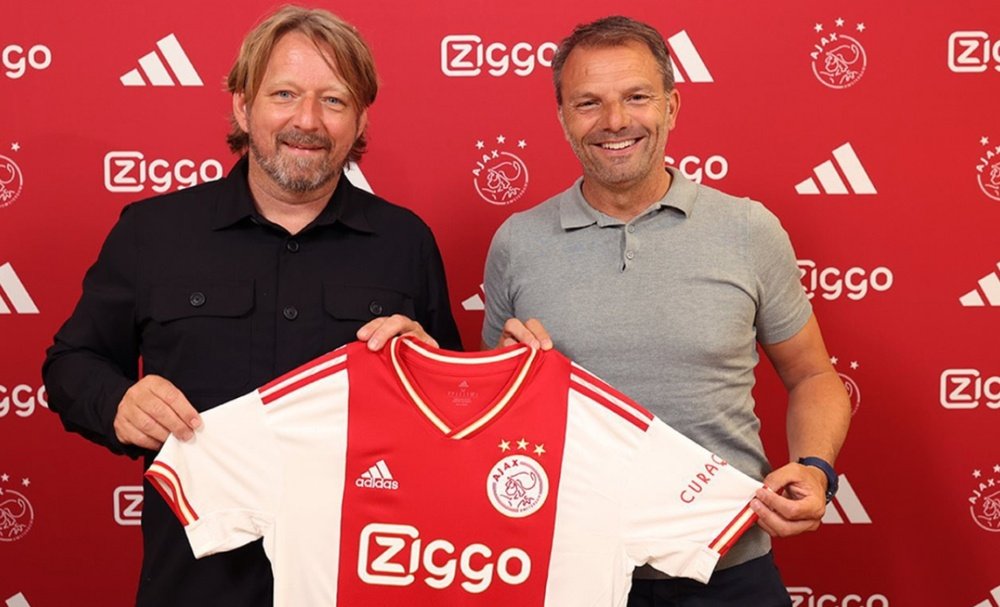 Maurice Steijn et l'Ajax, c'est déjà fini. Twitter/AFCAjax