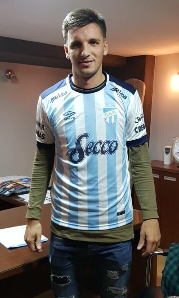Affonso firma con Atlético Tucumán