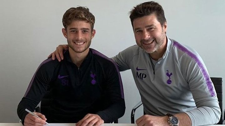 Tottenham assina com Pochettino, o filho