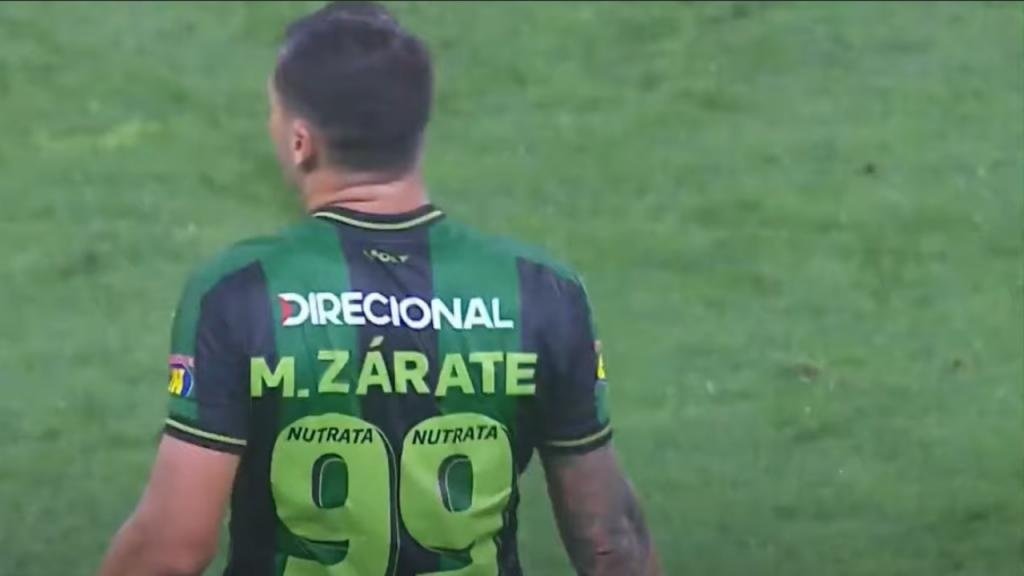 Mauro Zárate tiene la mente fuera de América Mineiro