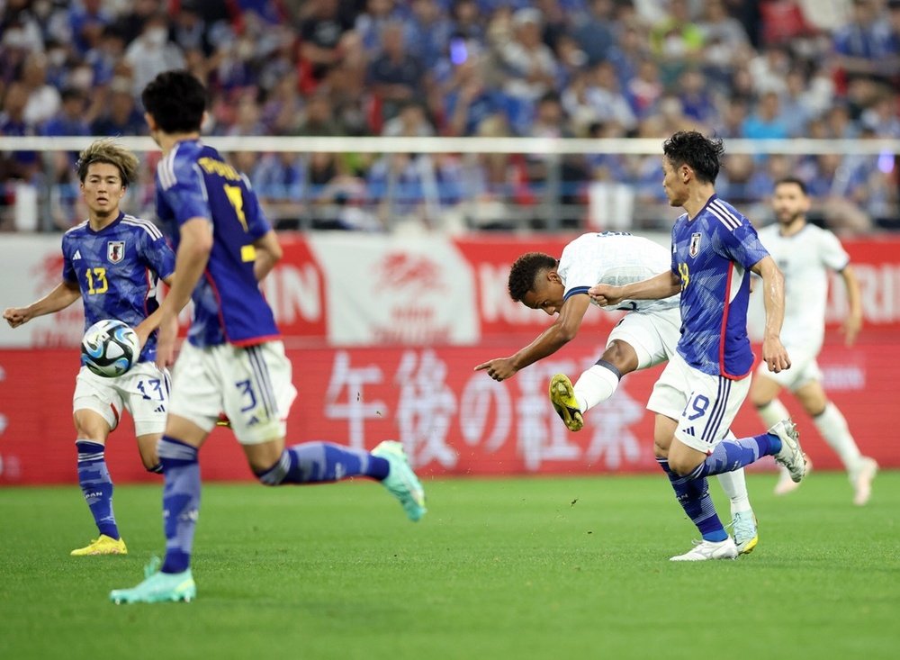 Japón le endosó un 6-0 a El Salvador en el amistoso. EFE