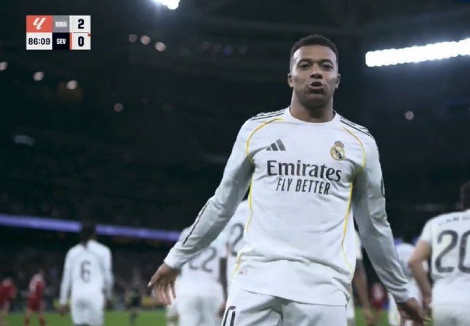 Mbappé atrapó a Cristiano de penalti. Captura/MovistarLaLiga