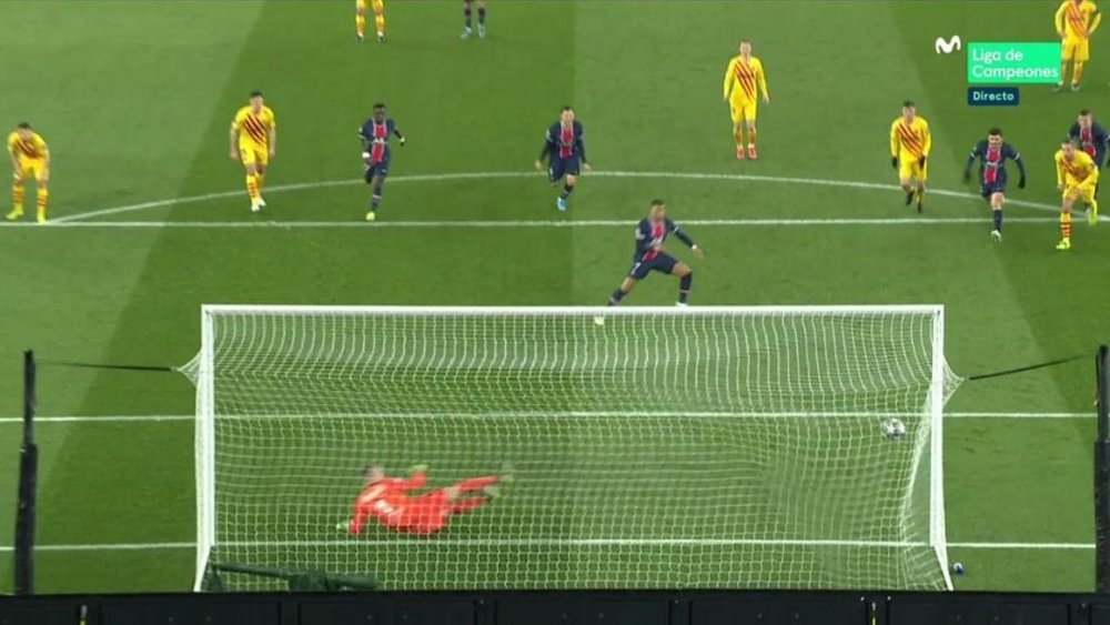 Mbappe Takes Advantage Of Another Lenglet Gift To Give Psg Lead Mbappe Takes Advantage Of Another Lenglet Gift To Give Psg Lead