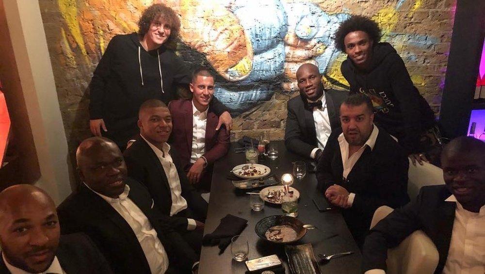Mbappé avec Kanté, Hazard, David luiz et. Instagram
