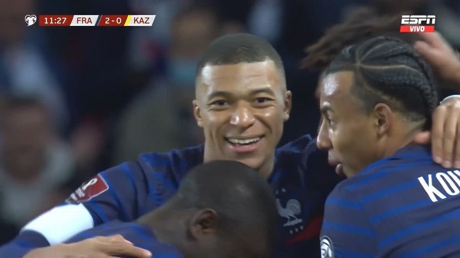 Triplé de Kylian Mbappé pour rapprocher les Bleus du Qatar. Capture/ESPN