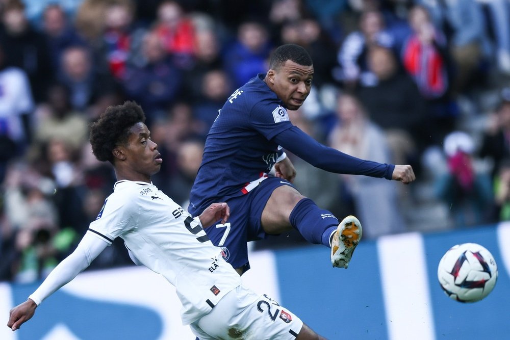 Mbappé, el salario más alto de la Ligue 1. EFE