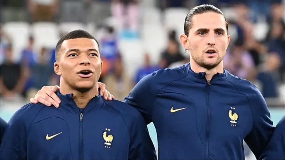 Kylian Mbappe is not yet ruled out for France's showdown against the Netherlands. EFE