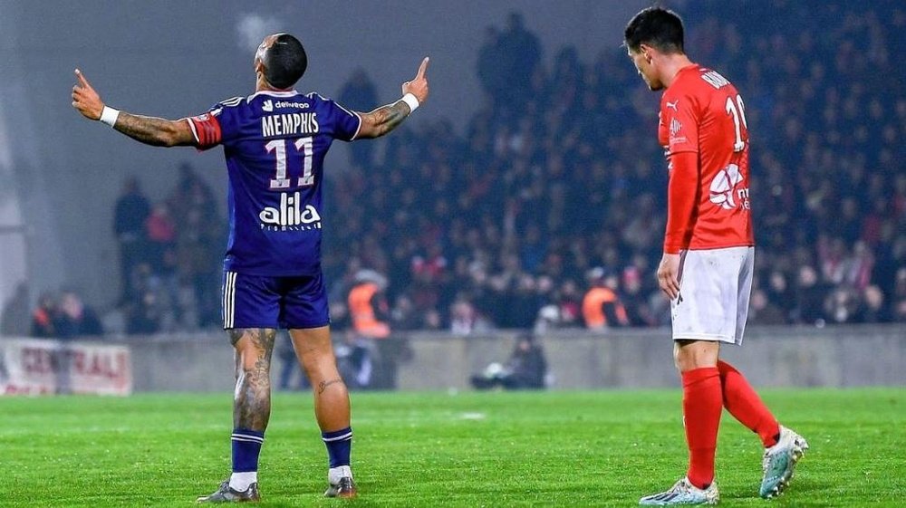 Aulas craint un départ de Depay. OL/DamienLG