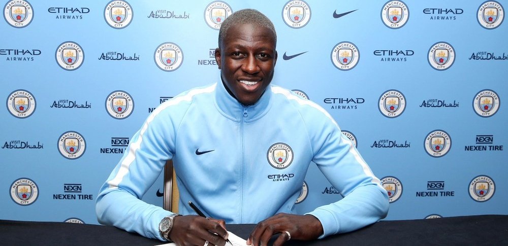 Mendy has quickly become a fan favourite at Manchester City. Twitter/ManCity