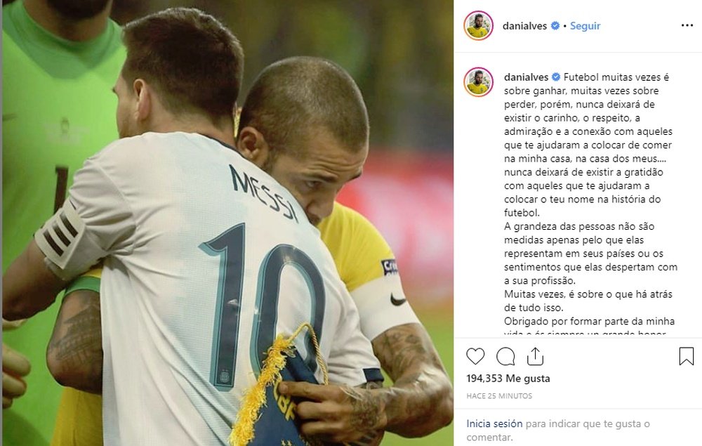 A mensagem de Dani Alves para Messi. Instagram/danialves