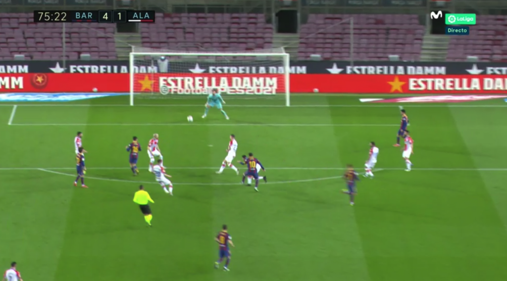 Disparo de Leo Messi para el cuarto gol en el Barcelona-Alavés de LaLiga