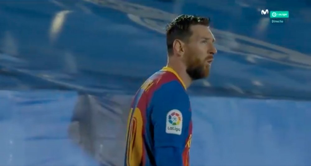 Messi discutió con el árbitro. Captura/MovistarLaLiga