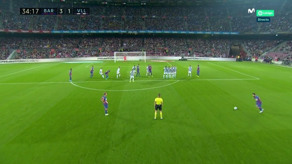 Messi segna il 3-1 direttamente su punizione. Captura/Movistar+LaLiga
