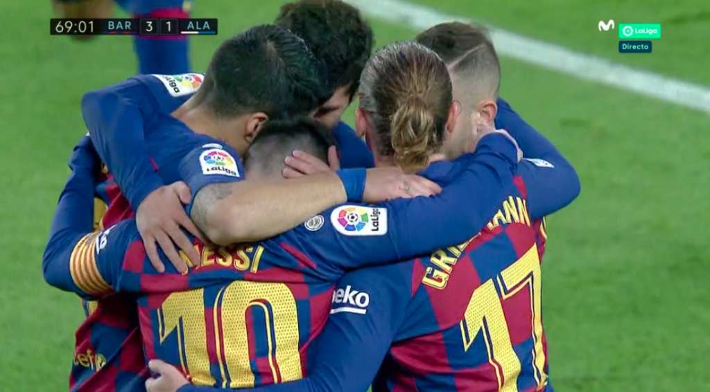 Messi puso el tercero con una obra de arte y Suárez sentenció de penalti