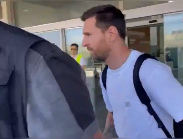 Messi est à Barcelone. Capture/Sport