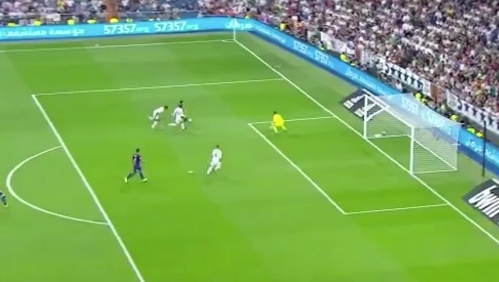 Messi hit the crossbar in the second half. Captura/Telecinco