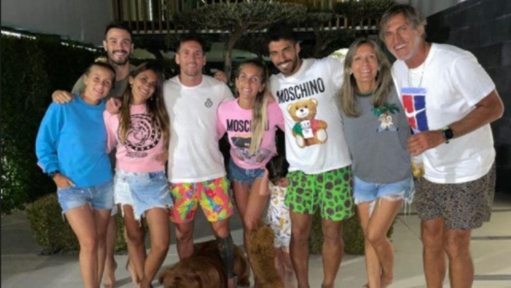 Messi held a final farewell dinner with those closest to him. Screenshot/Instagram/antonelaroccuzzo