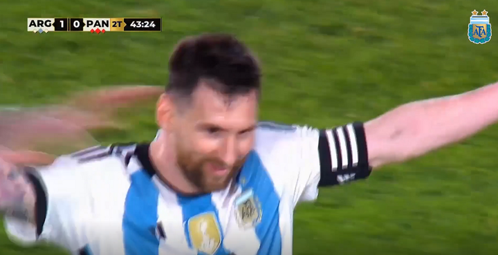 VIDEO: Messi 800 not-out with wonder-goal