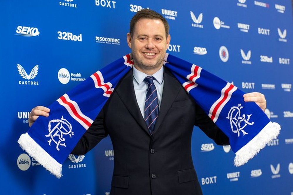 Michael Beale fue anunciado como nuevo entrenador del Glasgow Rangers. Twitter/RangersFC