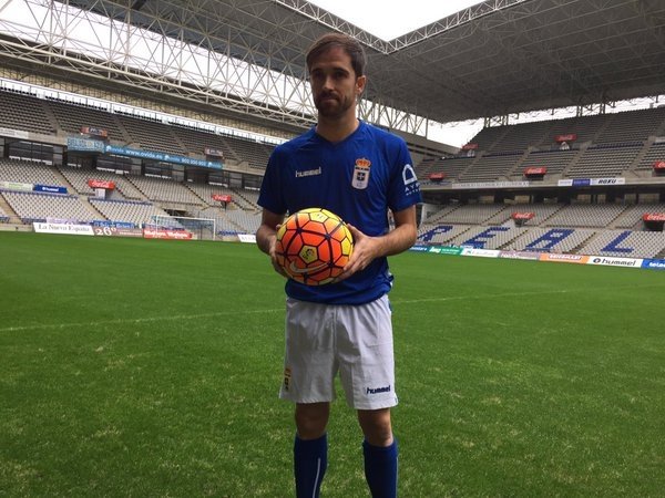 Michel Herrero, un fichaje de 'primera' para el Oviedo. Twitter