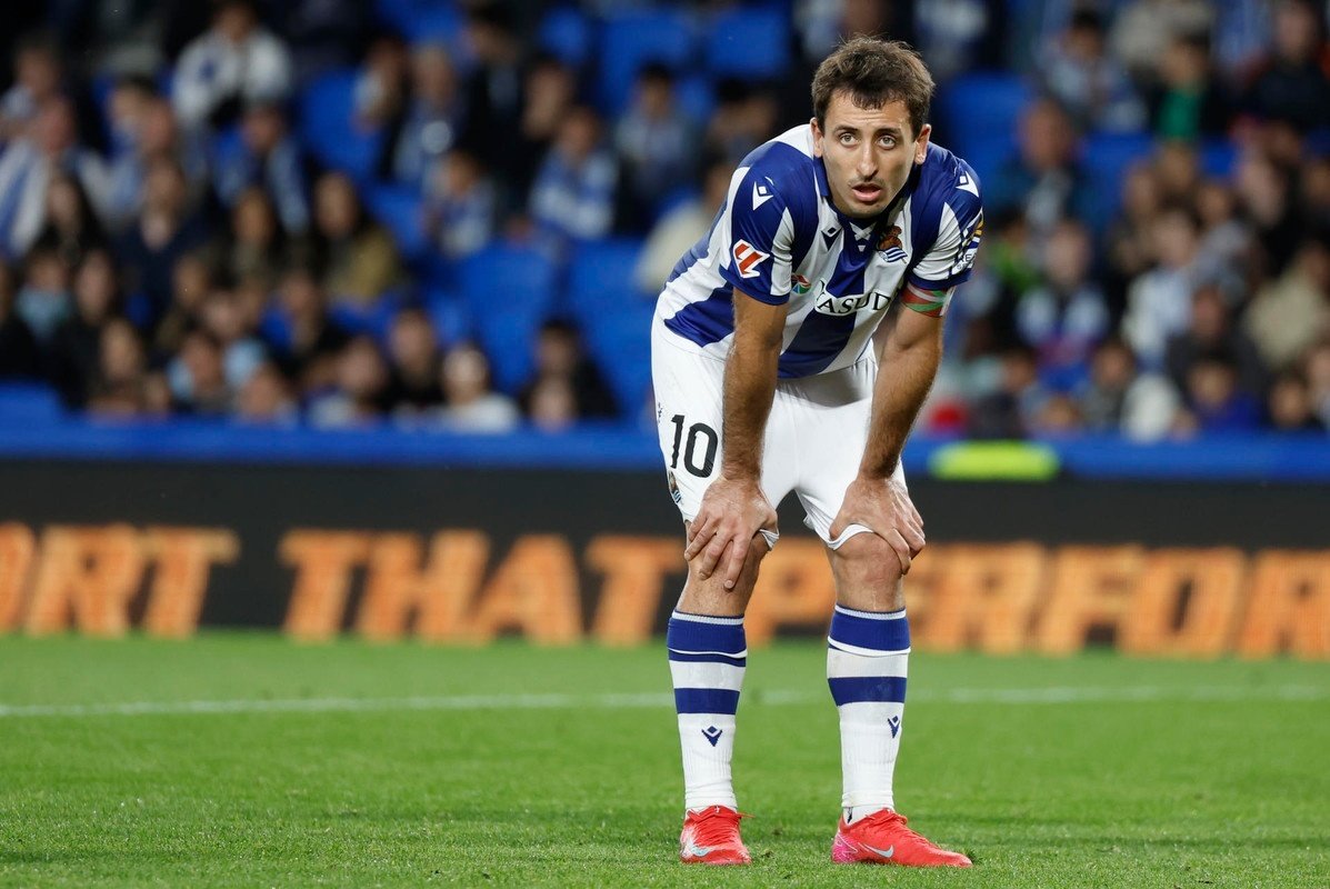 Real Sociedad y Girona, únicos clubes sin fichar en Primera. EFE/Juan Herrero