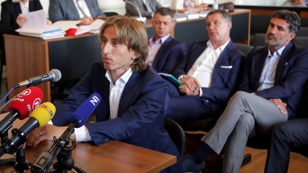 Modric está siendo investigado por presunto falso testimonio en el juicio contra Mamic. AFP