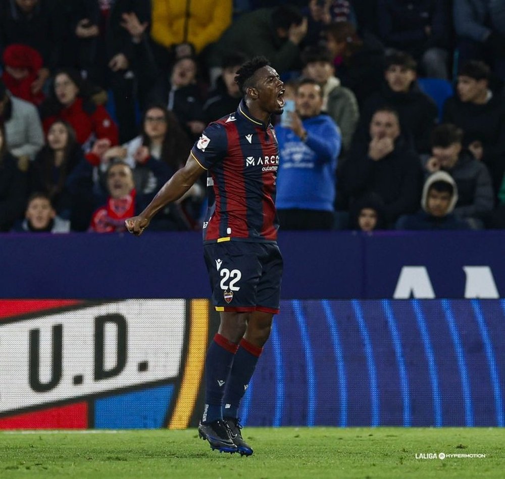 Mohamed Bouldini, héroe del Levante. LaLiga