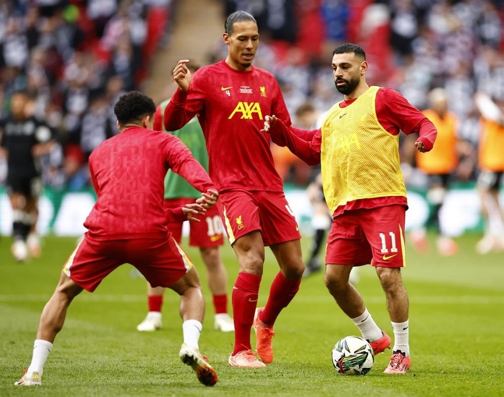 Le contrat de Van Dijk expirera en juin 2025. EFE