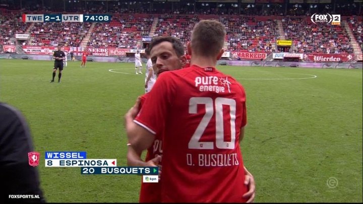 Oriol Busquets debutó con el Twente